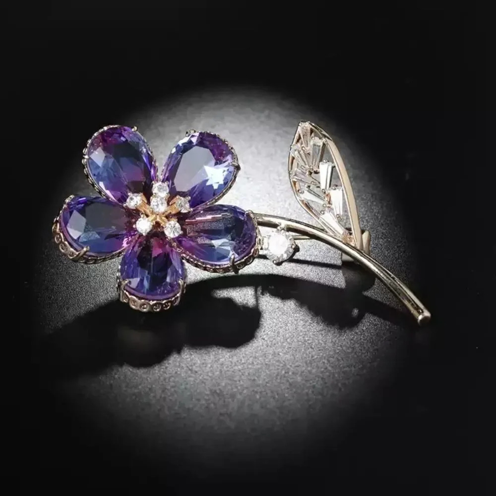 VQ Copper Flower Brooch